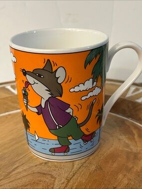 Studio Nova summer skating mug Cartoon Mouse Skating and eating ice cream
